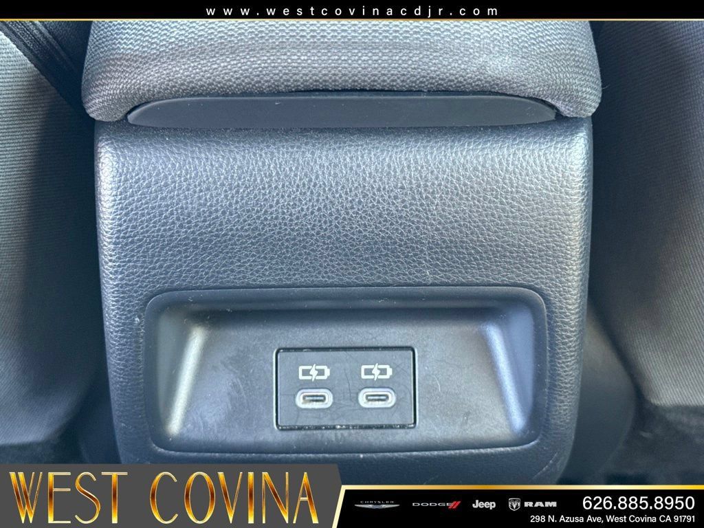 Used 2024 Toyota Corolla LE AWD/4WD image 35