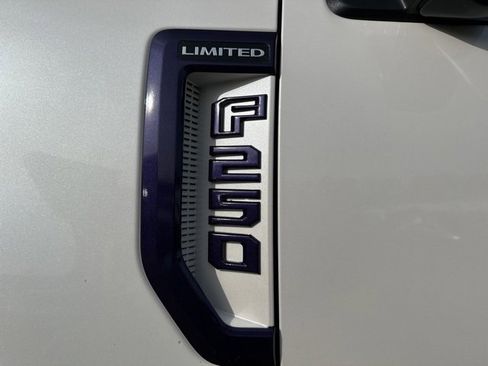 Used 2018 Ford F250 Limited w/ FX4 Off-Road Package image 24