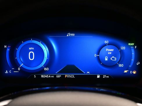 Used 2022 Ford Escape Titanium w/ Titanium Elite Package image 28