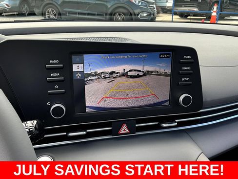 Used 2026 Hyundai Elantra SEL Sport Premium FWD image 17