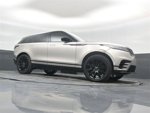 Used 2020 Land Rover Range Rover Velar R-Dynamic S image 37