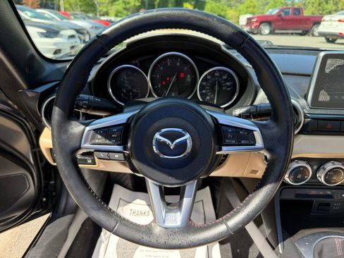 Used 2016 MAZDA MX-5 Miata Grand Touring RWD image 20