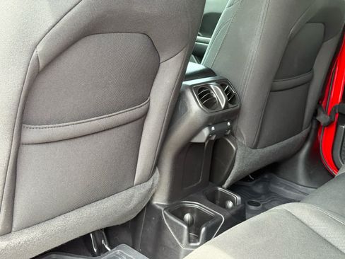 Used 2021 Jeep Gladiator Sport AWD/4WD image 27