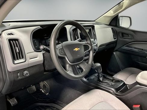 Used 2019 Chevrolet Colorado W/T w/ WT Convenience Package RWD image 18