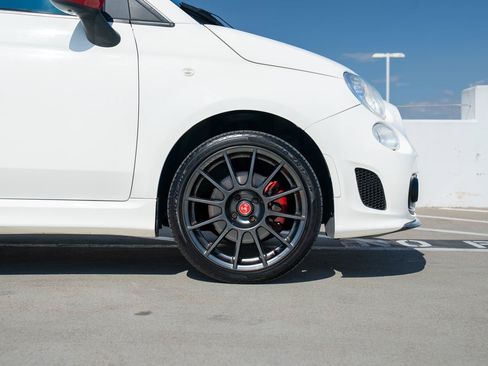Used 2012 FIAT 500 Abarth w/ Safety & Convenience Pkg FWD image 21