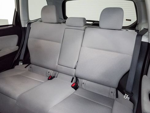 Used 2014 Subaru Forester 2.5i Premium w/ Popular Package #1 AWD/4WD image 21