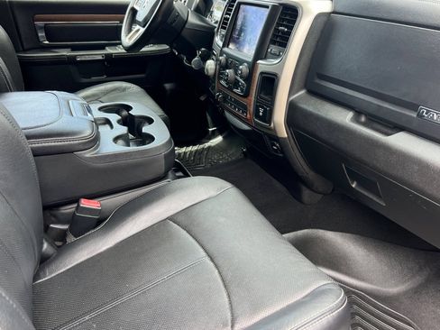 Used 2018 RAM 1500 Laramie AWD/4WD image 15