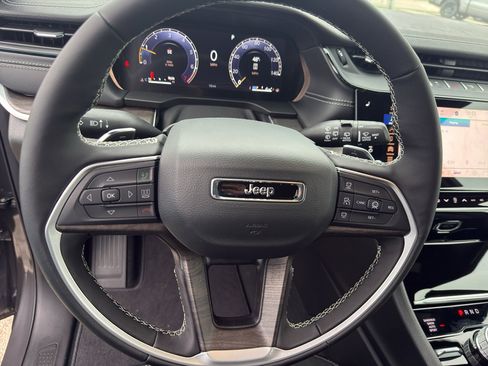 New 2026 Jeep Grand Cherokee L 4WD image 15