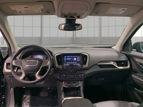 Used 2022 GMC Terrain Denali image 13