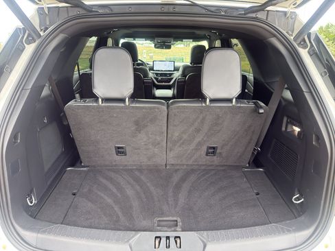 Used 2025 Ford Explorer ST AWD/4WD image 20