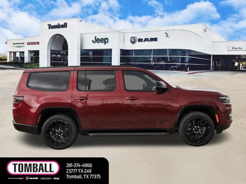 Used 2024 Jeep Wagoneer Series II image 8