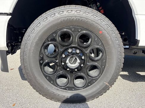 New 2026 Ford F250 Lariat w/ Black Appearance Package AWD/4WD image 14