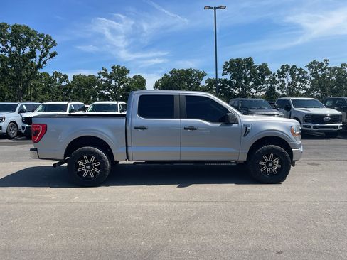Used 2021 Ford F150 XLT AWD/4WD image 5
