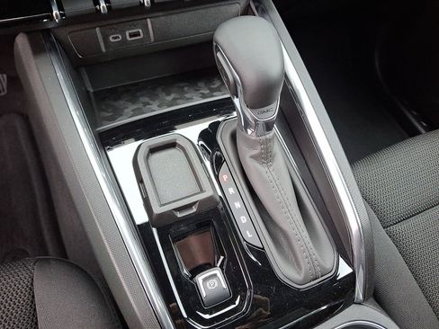 New 2026 GMC Canyon Elevation RWD image 15