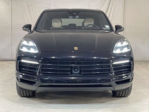 Used 2019 Porsche Cayenne S AWD/4WD image 2