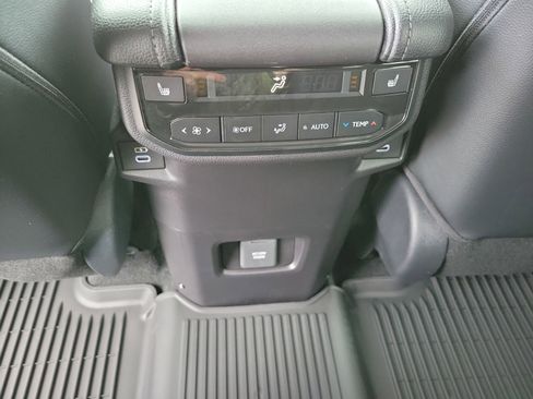 New 2026 Toyota Grand Highlander Limited image 14