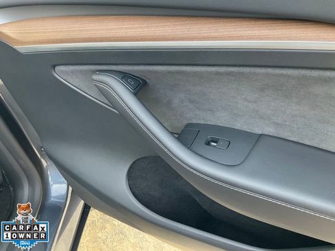 Used 2023 Tesla Model Y Long Range image 80