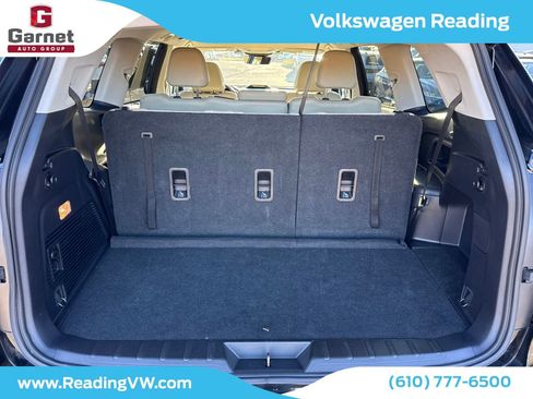 Used 2023 Subaru Ascent Limited image 22