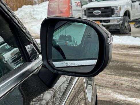 Used 2023 Kia Telluride S image 12