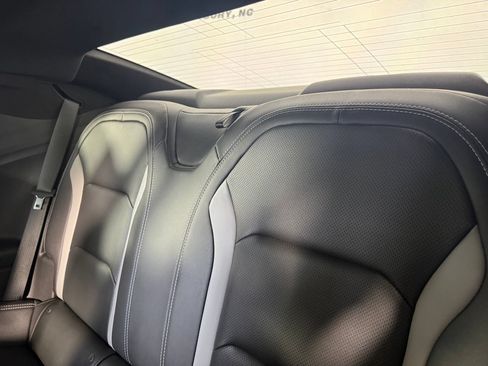 Used 2019 Chevrolet Camaro SS RWD image 11