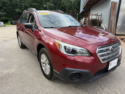 Used 2017 Subaru Outback 2.5i AWD/4WD image 3