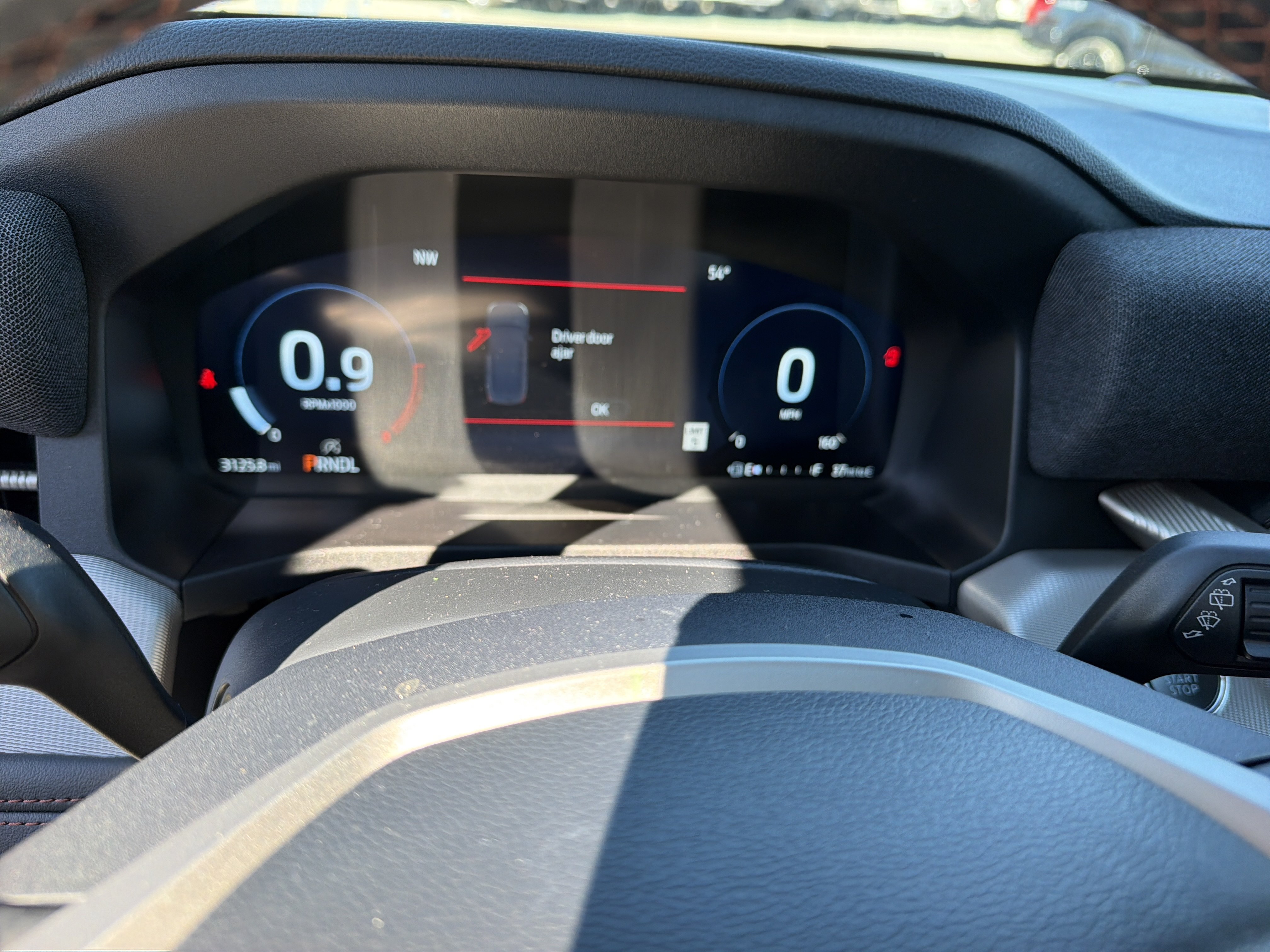 Used 2025 Ford Explorer Active AWD/4WD image 18