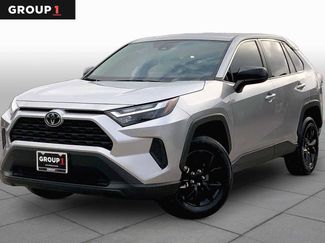 Used 2025 Toyota RAV4 LE FWD video 1