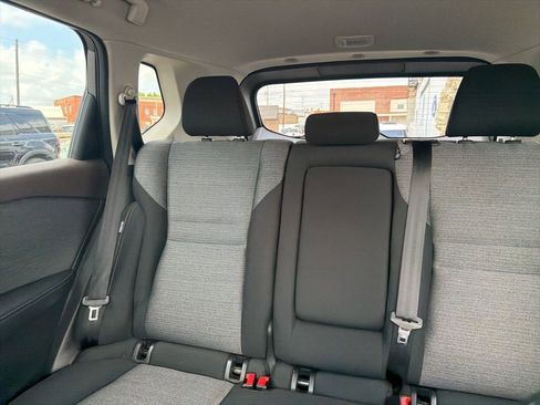 Used 2022 Nissan Rogue SV FWD image 17