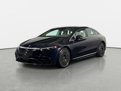 Used 2023 Mercedes-Benz EQS 580 4MATIC Sedan image 7
