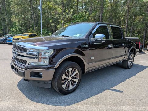 Used 2018 Ford F150 King Ranch w/ Equipment Group 601A Luxury AWD/4WD image 8