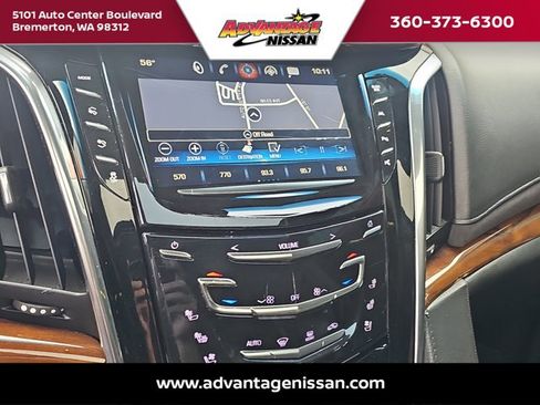 Used 2017 Cadillac Escalade ESV Premium Luxury AWD/4WD image 13