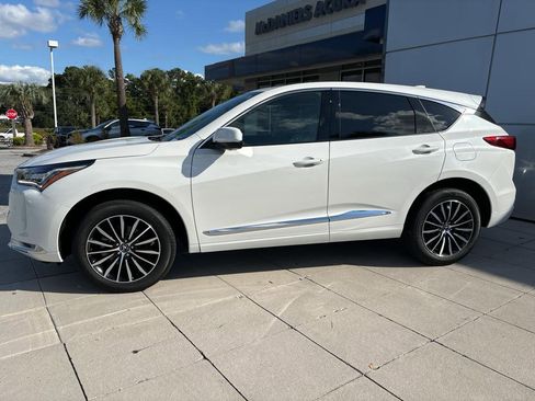 Certified 2025 Acura RDX SH-AWD w/ Advance Package image 3