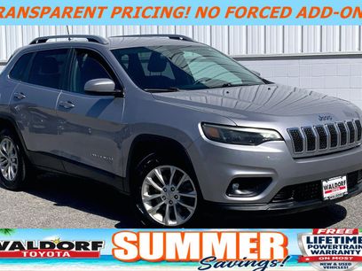 Used 2019 Jeep Cherokee Latitude w/ Popular Appearance Group