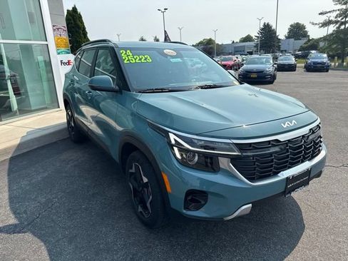 Certified 2024 Kia Seltos EX AWD/4WD image 9