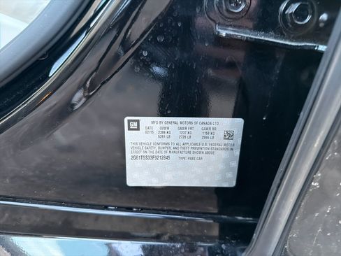 Used 2015 Cadillac XTS Platinum image 33