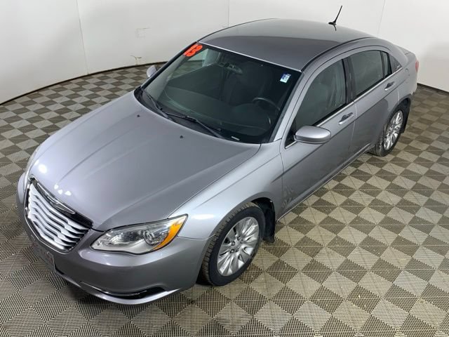 Used 2013 Chrysler 200 LX FWD image 13