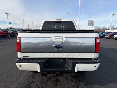 Used 2016 Ford F350 Platinum image 4