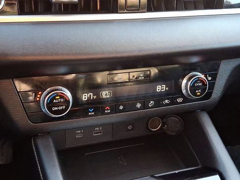 Used 2023 Mitsubishi Outlander SEL 40th Anniversary image 16