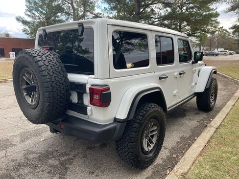 Used 2024 Jeep Wrangler Unlimited Rubicon 392 AWD/4WD image 5
