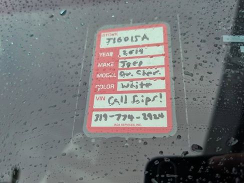 Used 2019 Jeep Grand Cherokee Limited image 41