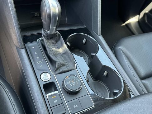 Used 2019 Volkswagen Atlas SEL AWD/4WD image 24