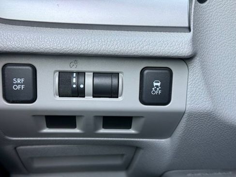 Used 2016 Subaru Forester 2.5i Premium AWD/4WD image 26