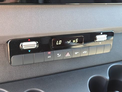 New 2025 Mercedes-Benz Sprinter 2500 image 32