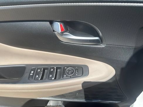 Used 2019 Hyundai Santa Fe Limited AWD/4WD image 13