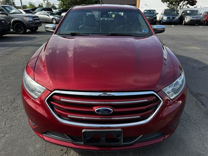 Used 2015 Ford Taurus Limited w/ Equipment Group 301A FWD image 4