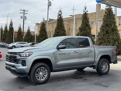 Used 2024 Chevrolet Colorado LT w/ LT Convenience Package II image 7