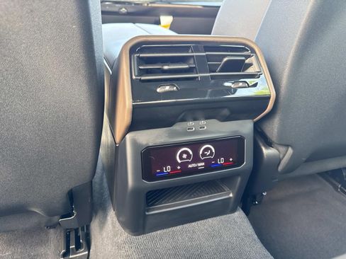 Certified 2026 BMW 540i xDrive AWD/4WD image 16