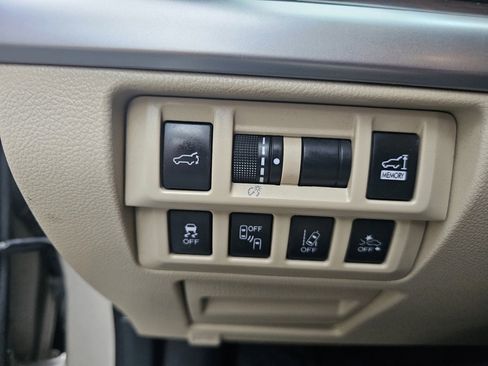 Used 2018 Subaru Outback 3.6R Limited image 10