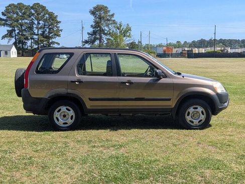 Used 2002 Honda CR-V LX image 2