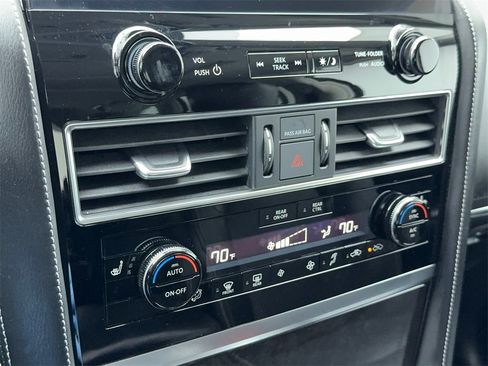 Used 2022 INFINITI QX80 Luxe w/ Cargo Package image 26